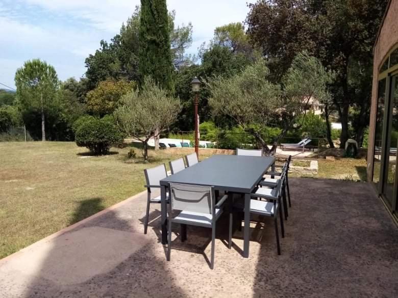 Comorebi Provence Entrecasteaux 외부 사진